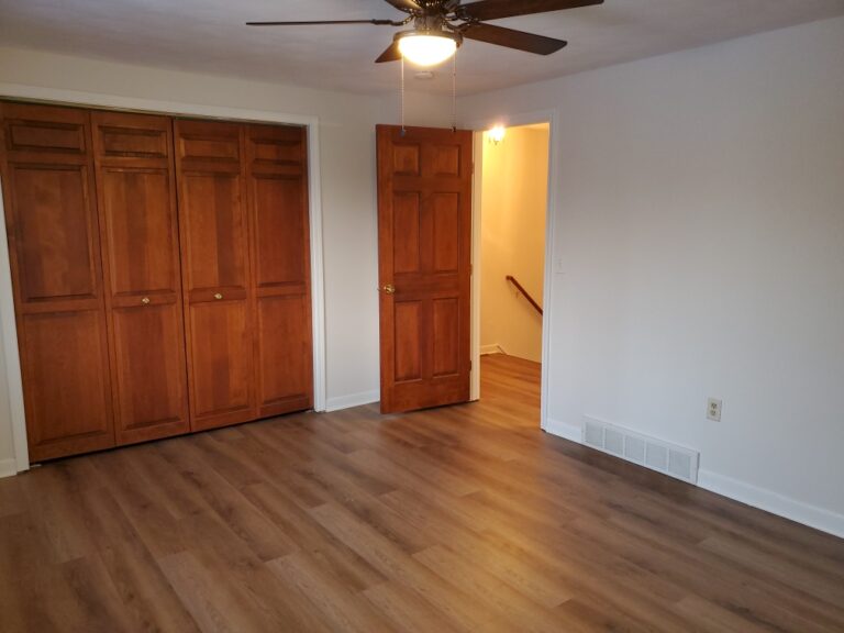449 Gaynor Ave