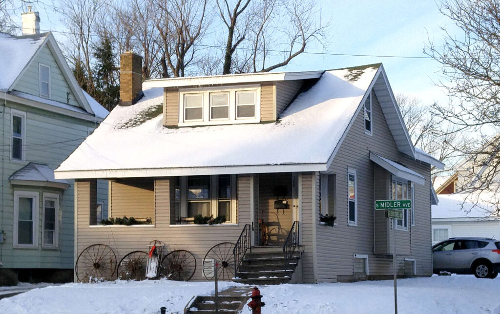 300 S Midler Ave