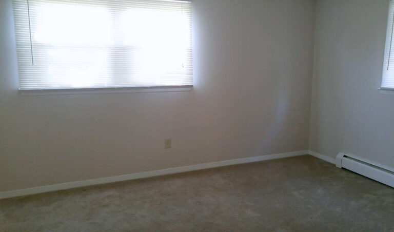 3600 James St