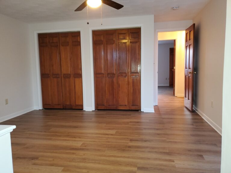 449 Gaynor Ave