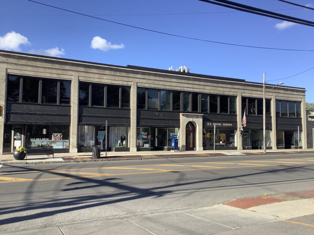 2501 James St