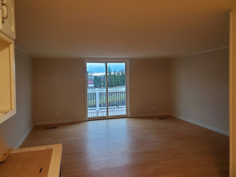 724 North Ave