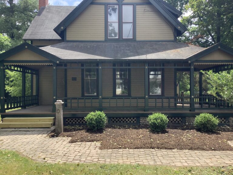 864 Salt Springs Rd
