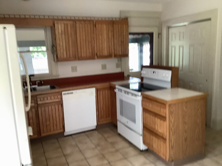 864 Salt Springs Rd